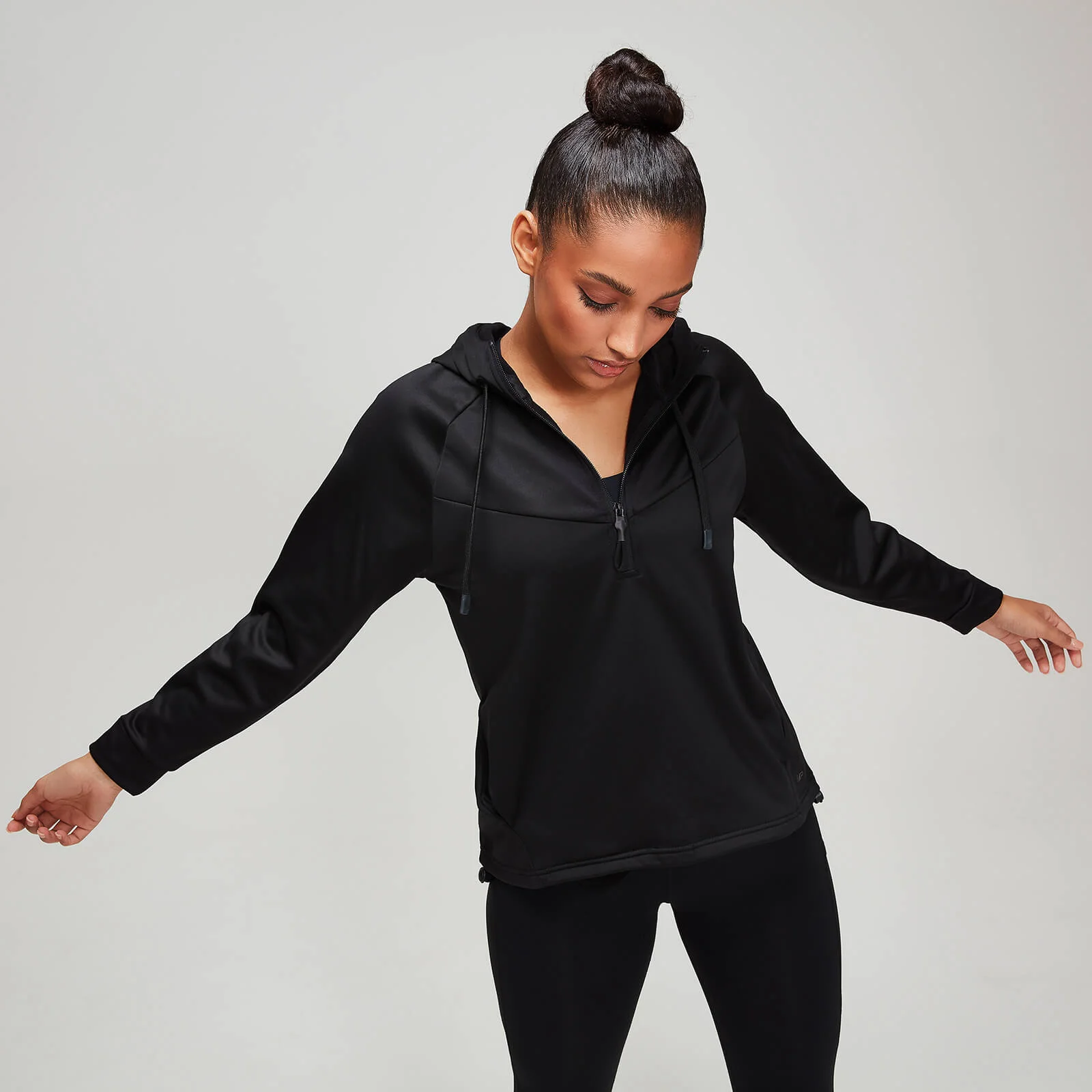 Tech Pull Over Hoodie - Svart - XS Bild 1