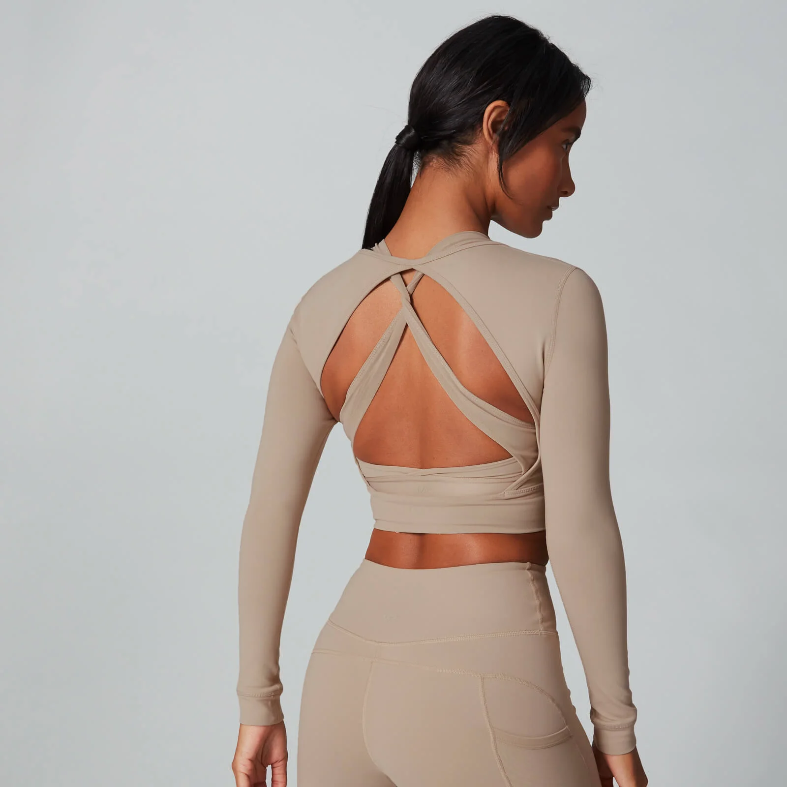 Power Open Back Crop Top - Brun - XS Bild 1
