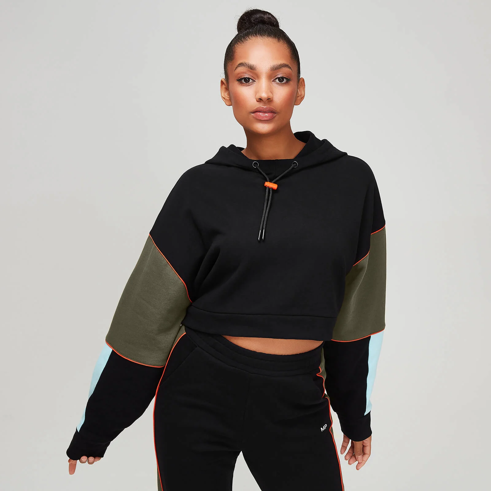 Myprotein Rest Day Women's Cropped Hoodie - Svart - XS Bild 1