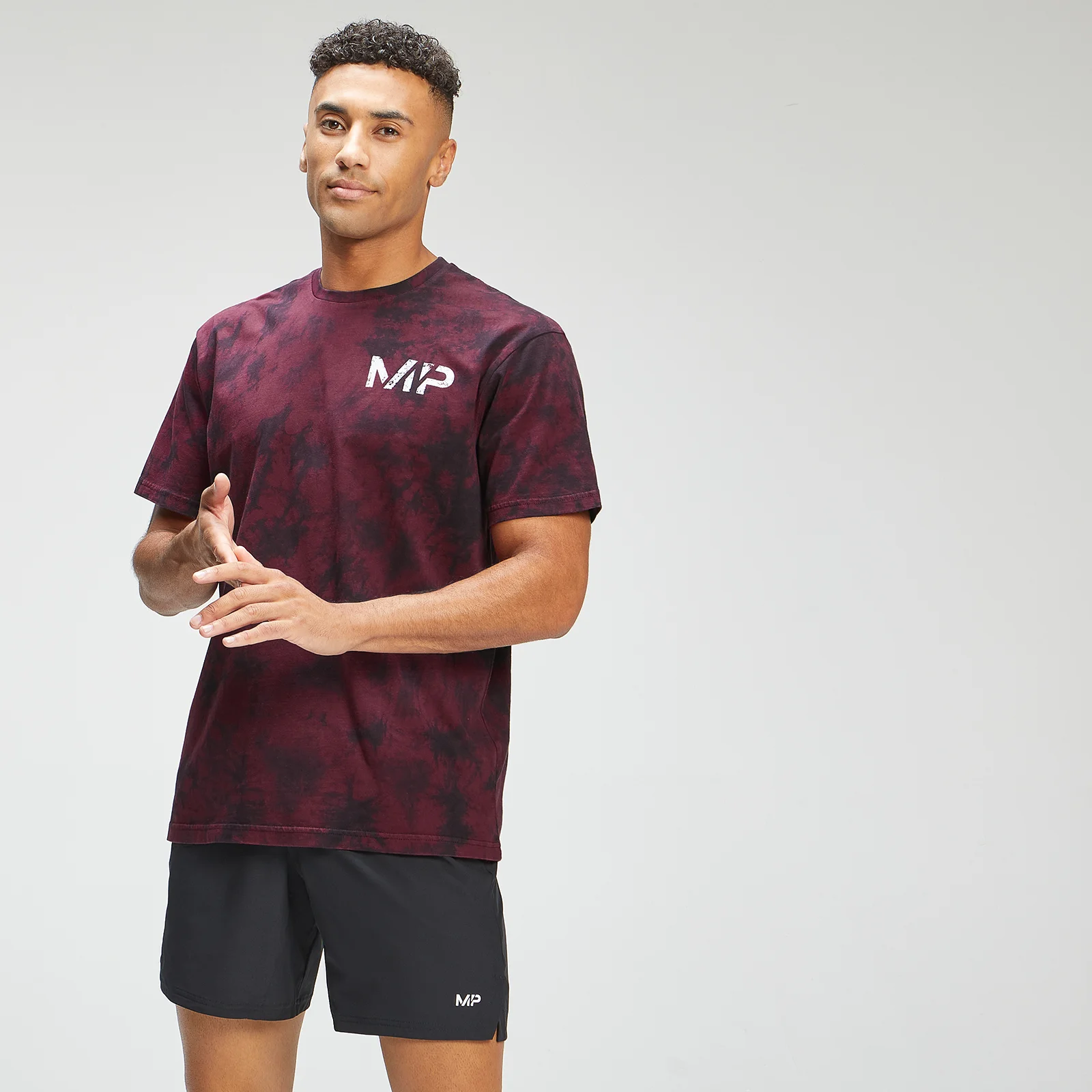 MP Men's Adapt Tie Dye Short Sleeve Oversized T-Shirt - Black/Merlot - XXS Bild 1