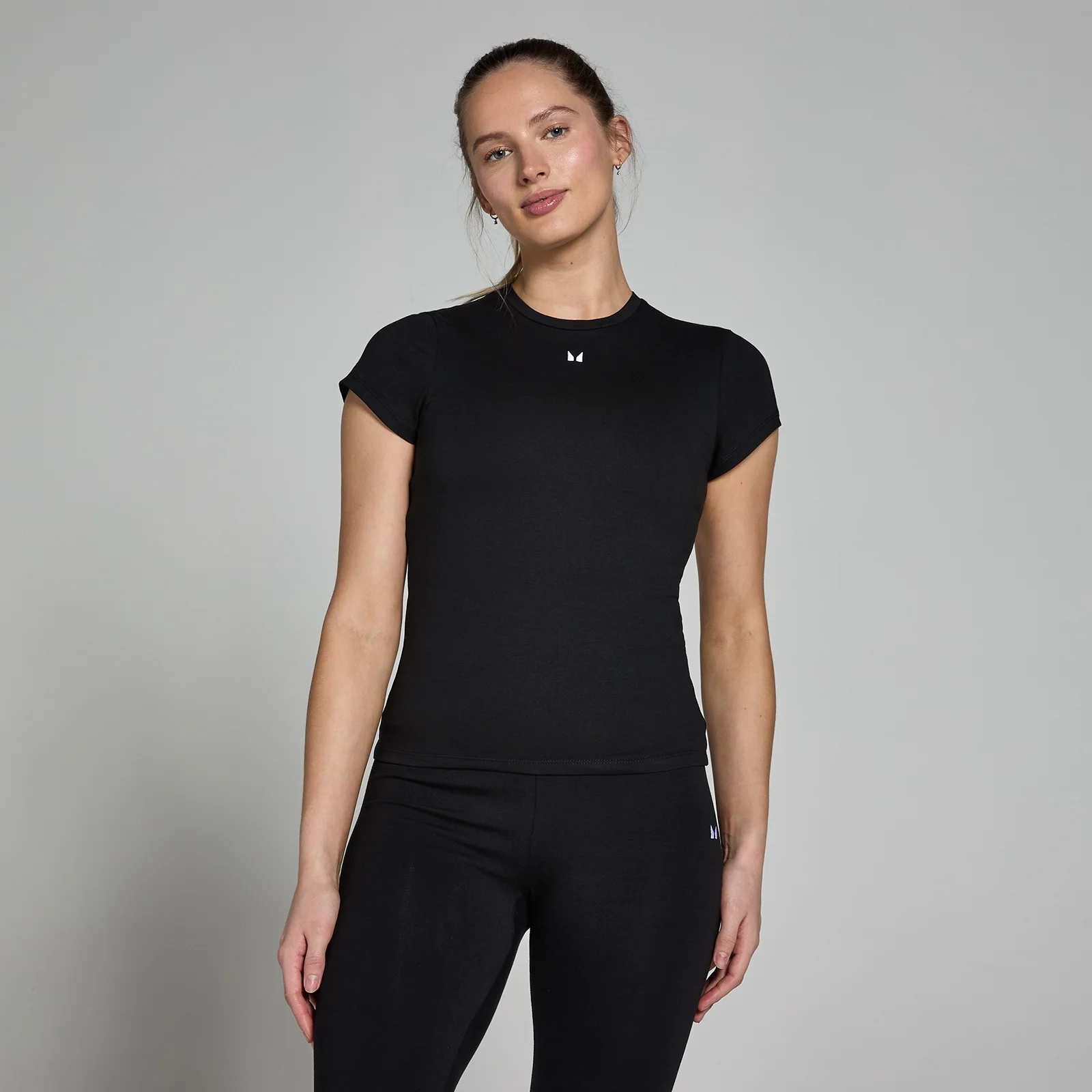MP Women's Basics Body Fit Short Sleeve T-Shirt – Black - XXS Bild 1