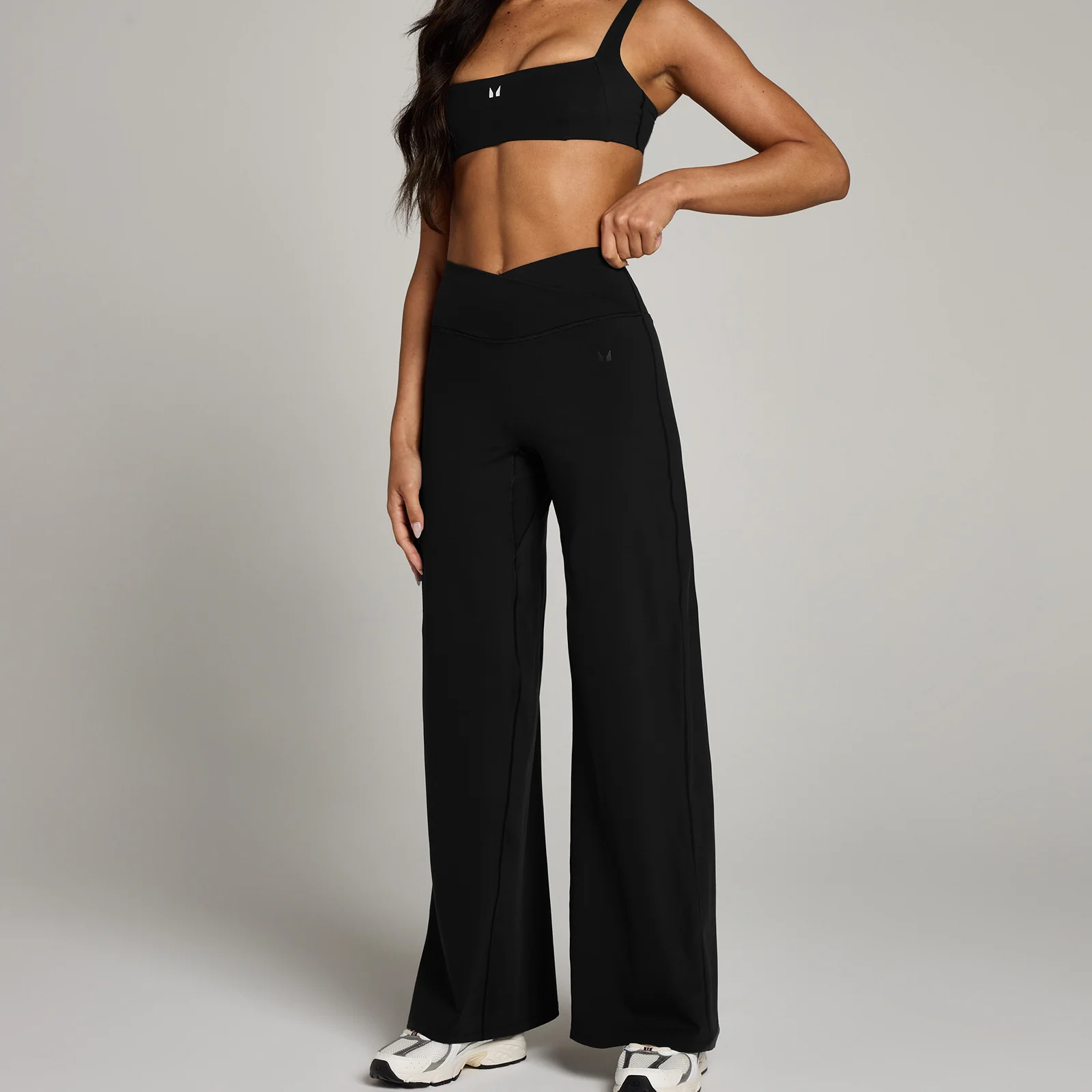 MP Women's Studio Cross Over Wide Leg Legging – Black - L Bild 1