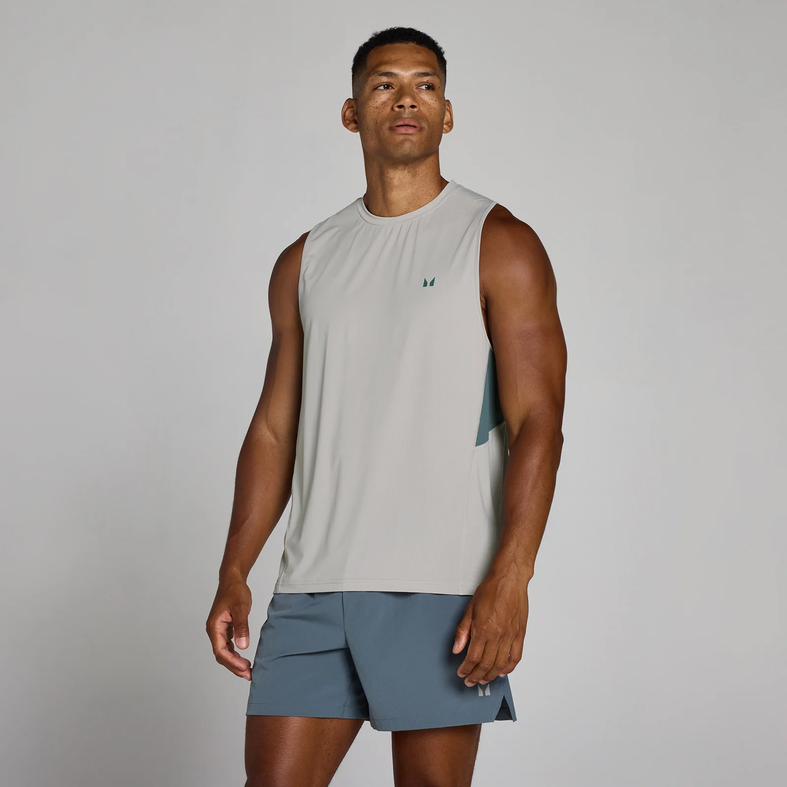 MP Men's Training Ultra Mesh Tank - Chalk Grey - XS Bild 1