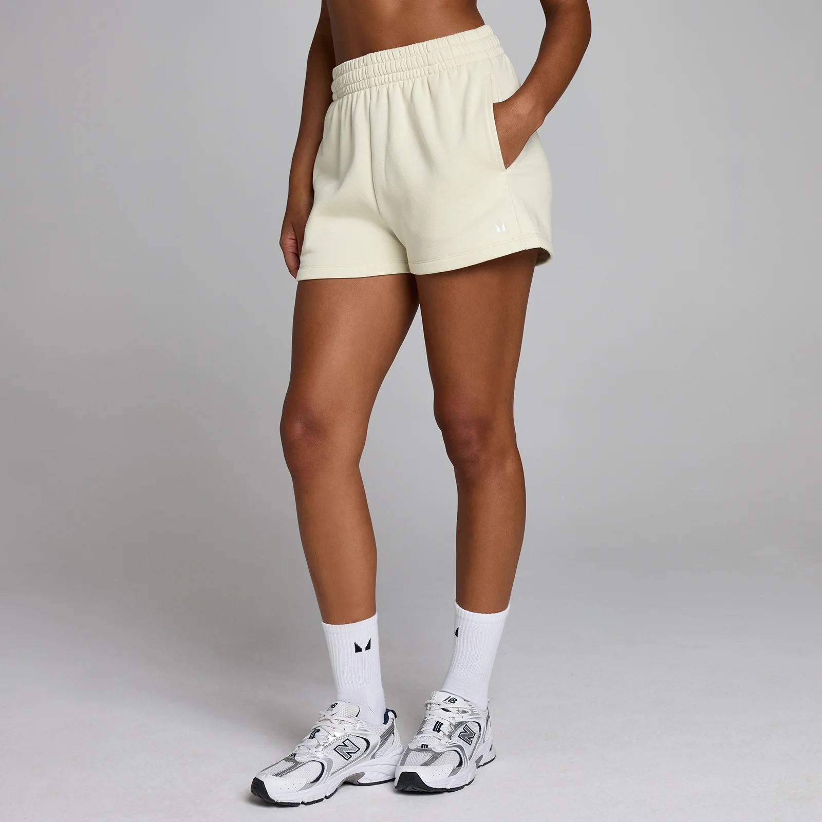 MP Basics Sweatshorts för kvinnor - Desert Dust - XL Bild 1